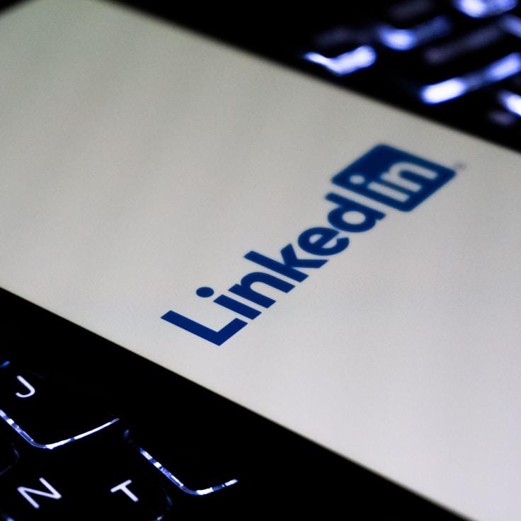 Technical rendering setup showing 3D element optimization for presentations